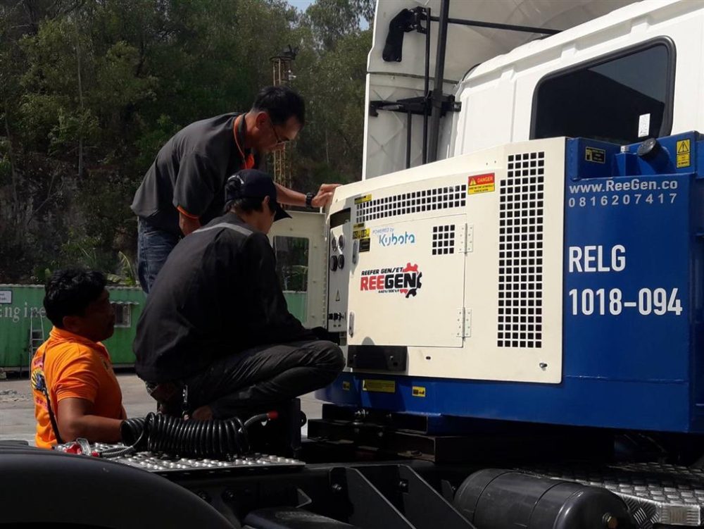ReeGen TR-18 Generator with setup on truck